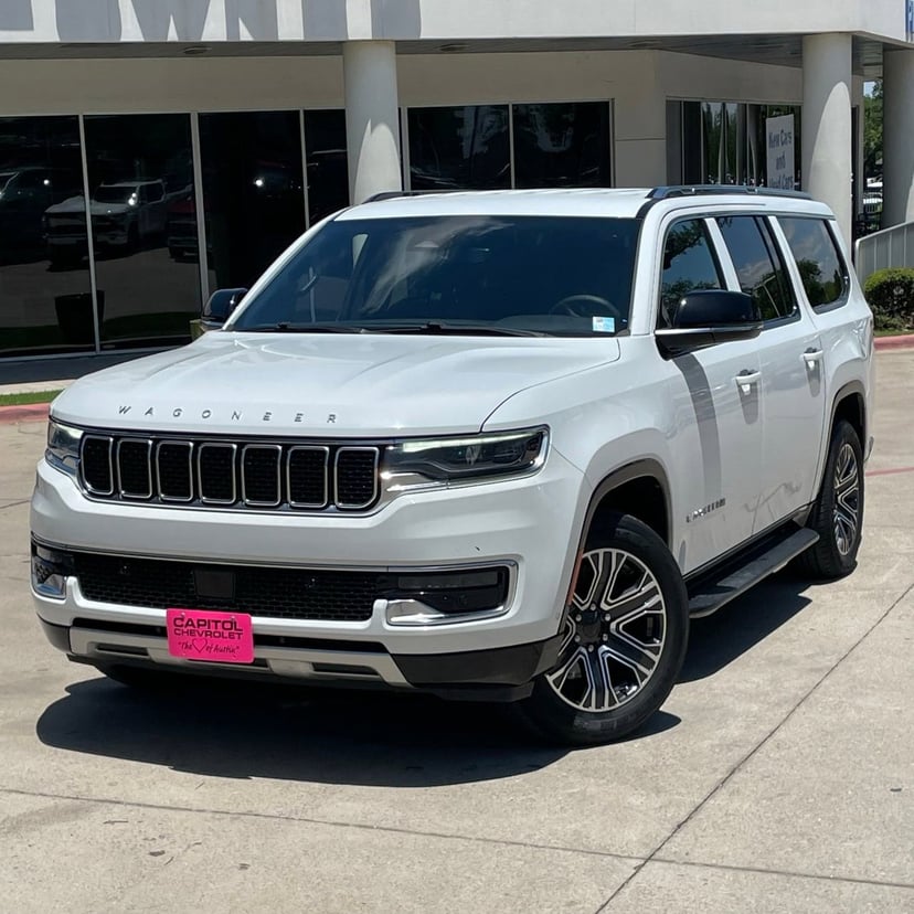 2024 Jeep Wagoneer L - Image 9