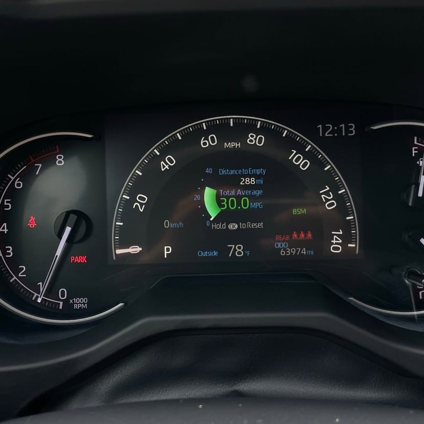 2024 Toyota RAV4 - Image 16