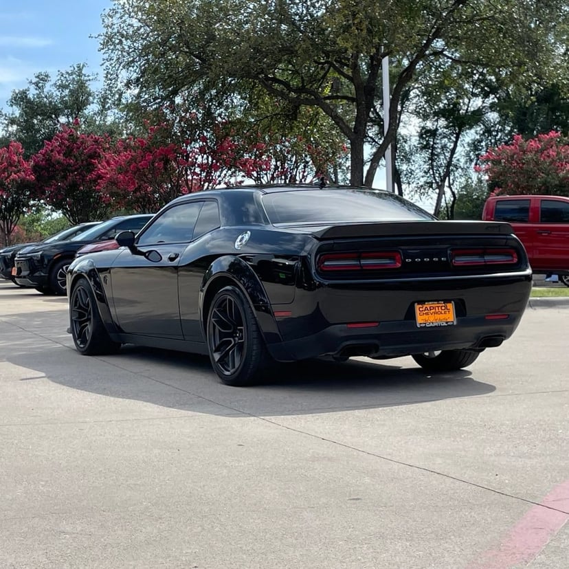 2023 Dodge Challenger - Image 4