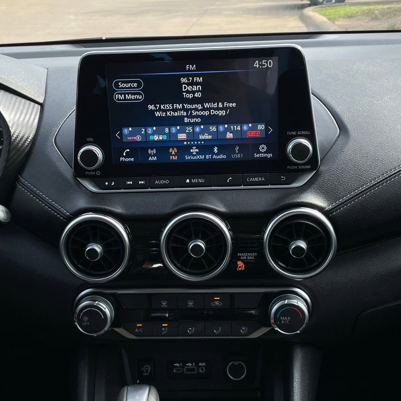 2024 Nissan Sentra - Image 18