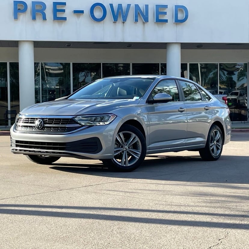 2024 Volkswagen Jetta - Image 1