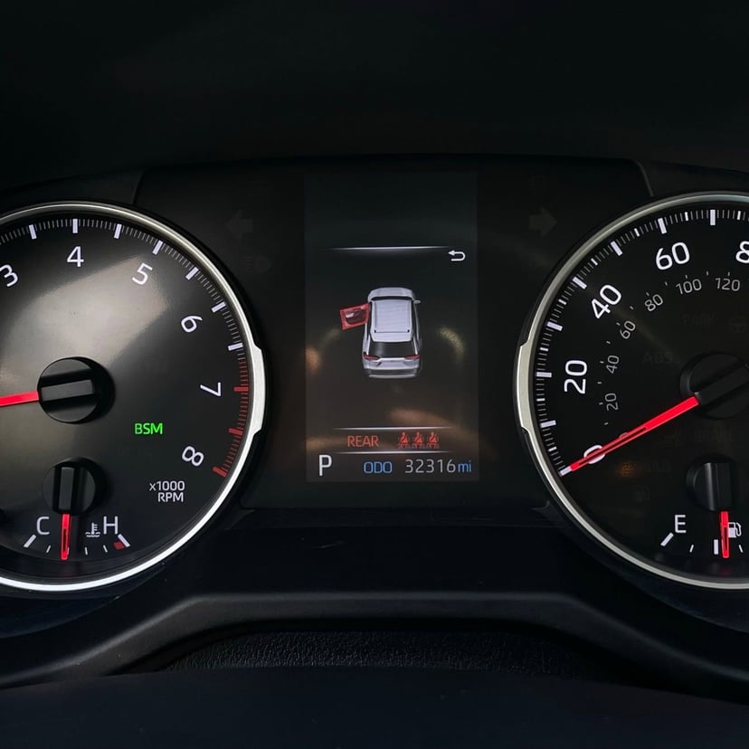 2021 Toyota RAV4 - Image 15