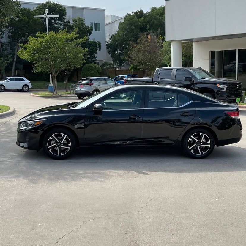 2024 Nissan Sentra - Image 3