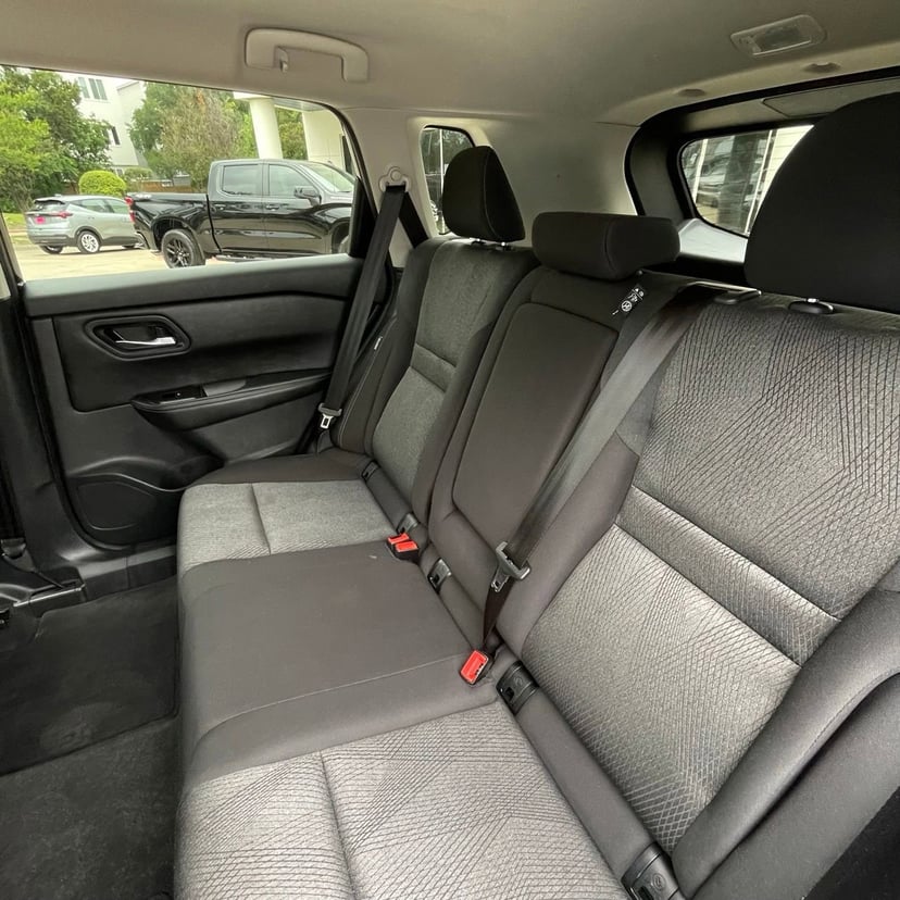 2024 Nissan Rogue - Image 24