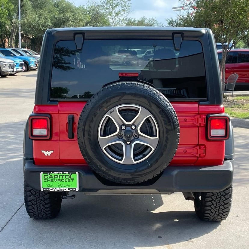 2021 Jeep Wrangler - Image 5