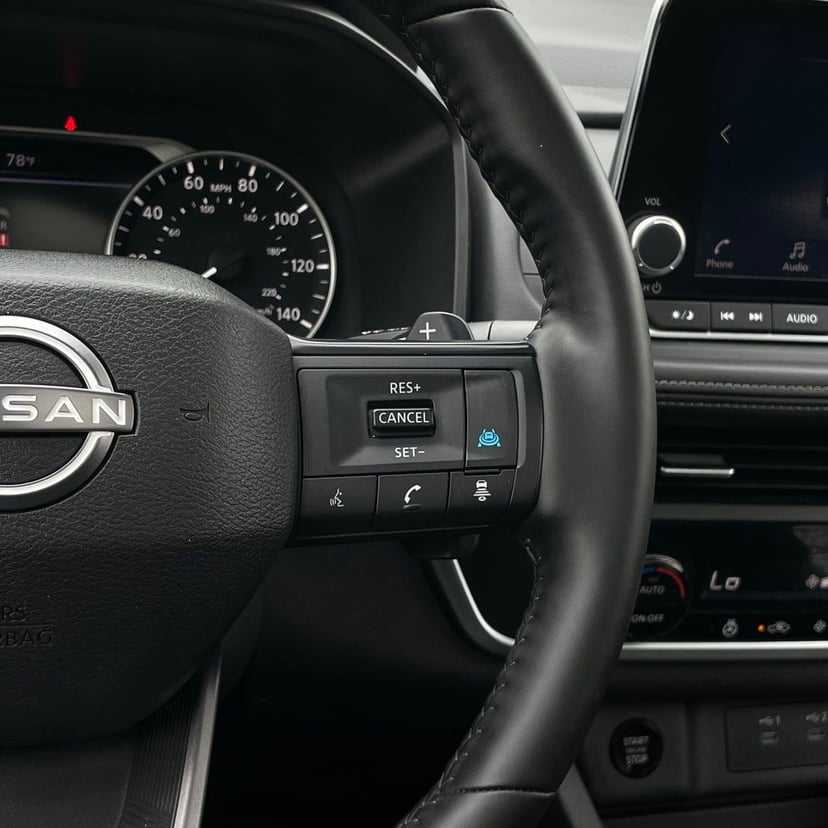 2025 Nissan Rogue - Image 14