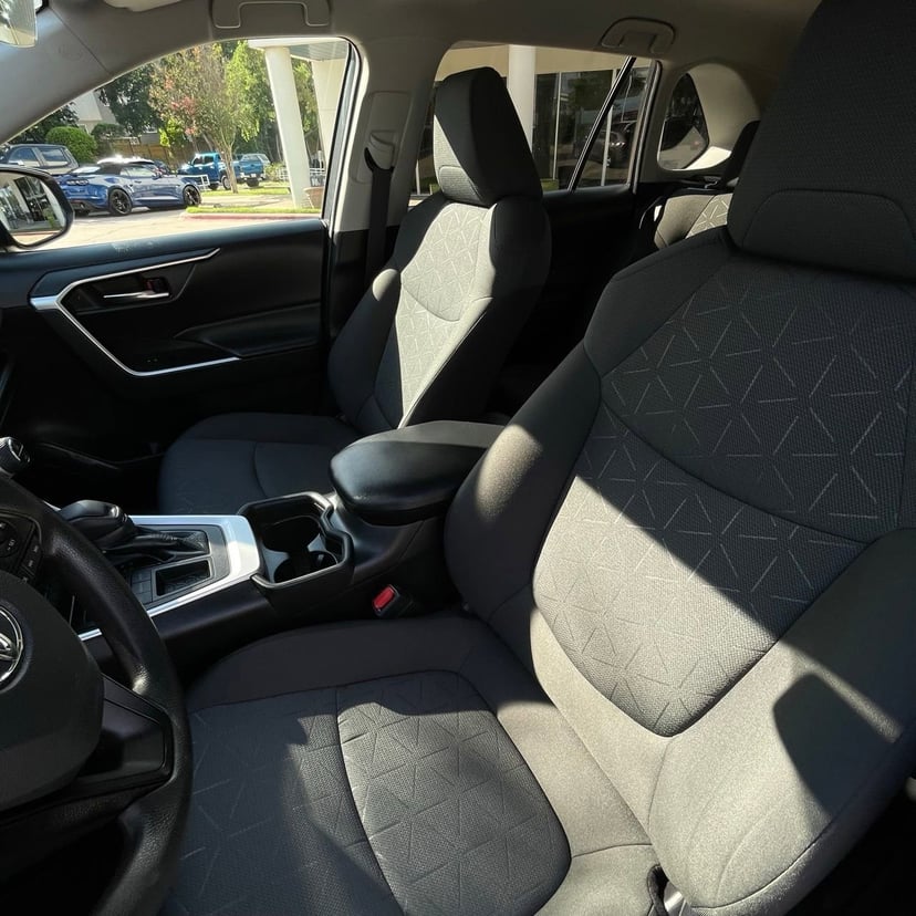 2021 Toyota RAV4 - Image 21