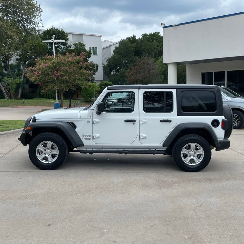 2018 Jeep Wrangler Unlimited - Image 3