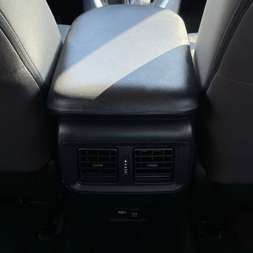 2021 Toyota RAV4 - Image 24