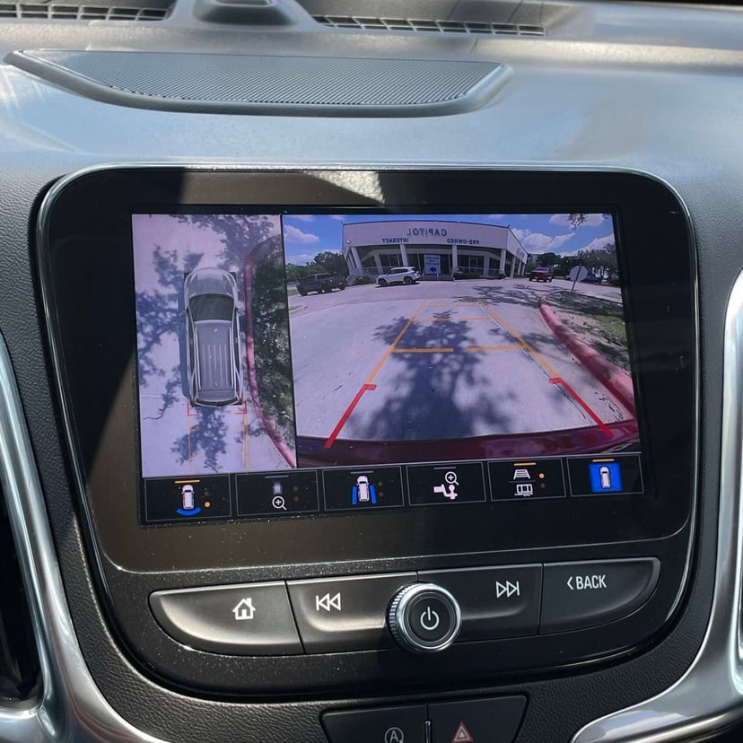 2022 Chevrolet Equinox - Image 19