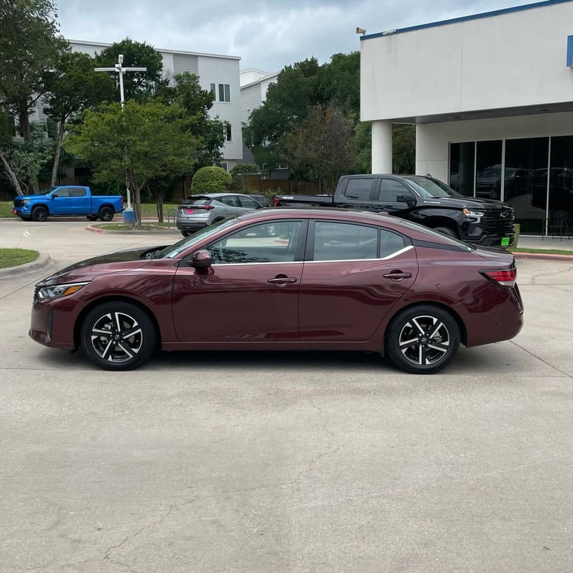 2024 Nissan Sentra - Image 3