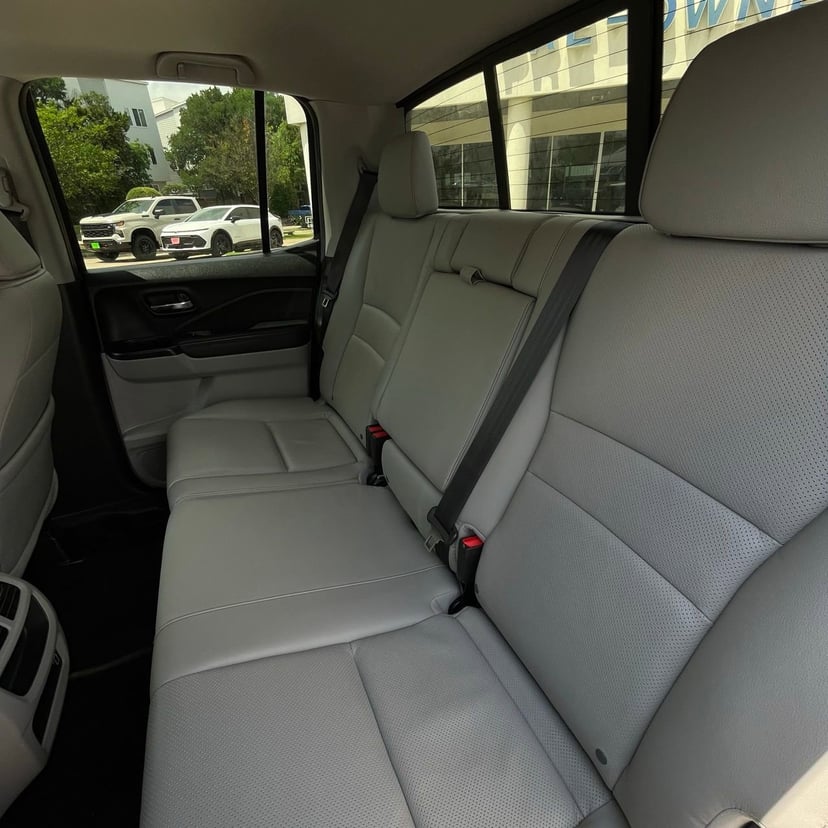 2023 Honda Ridgeline - Image 24