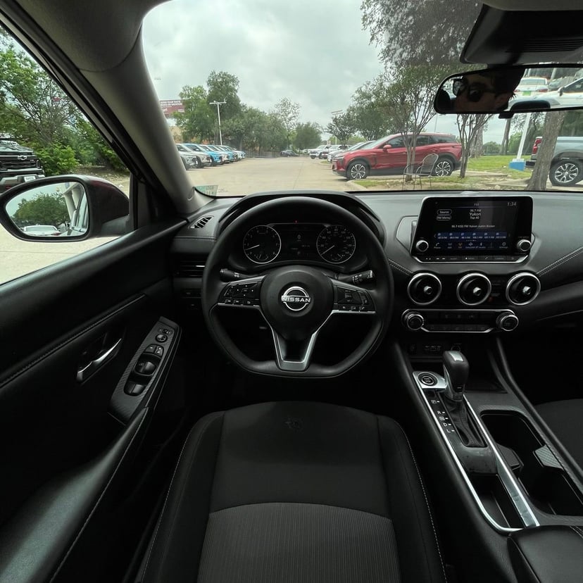2024 Nissan Sentra - Image 12