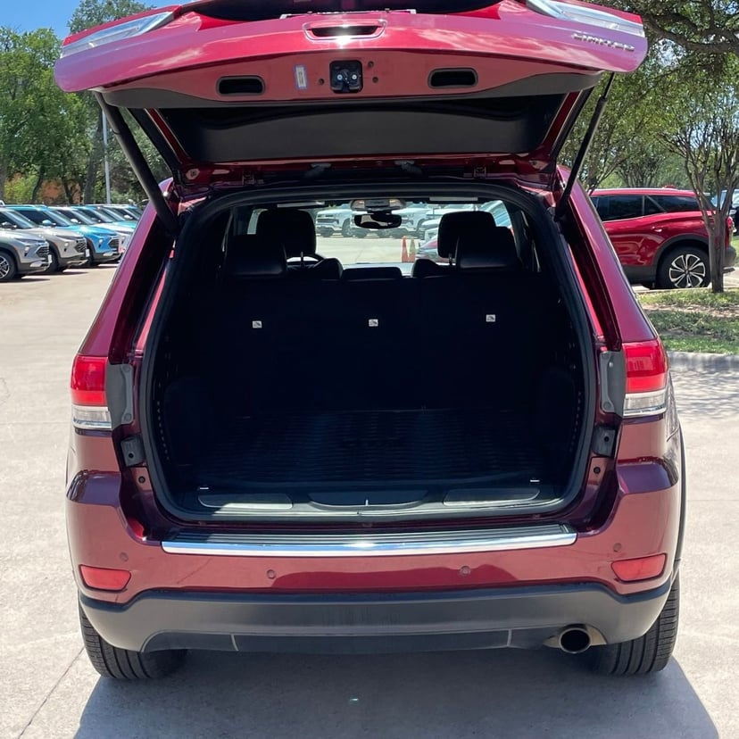 2018 Jeep Grand Cherokee - Image 26