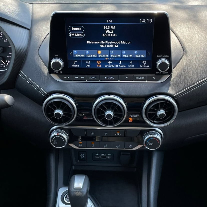 2024 Nissan Sentra - Image 18