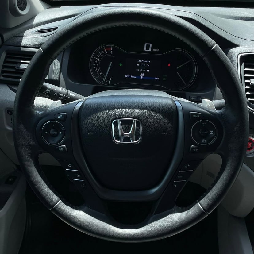 2023 Honda Ridgeline - Image 13