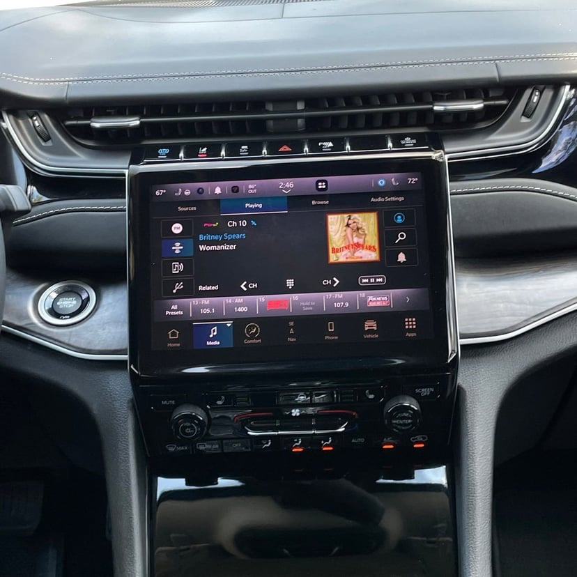 2022 Jeep Grand Cherokee 4xe - Image 18