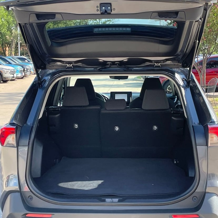 2021 Toyota RAV4 - Image 25