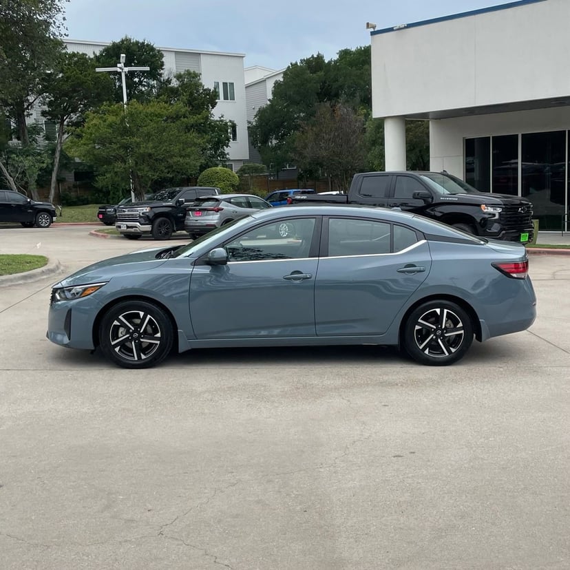 2024 Nissan Sentra - Image 3