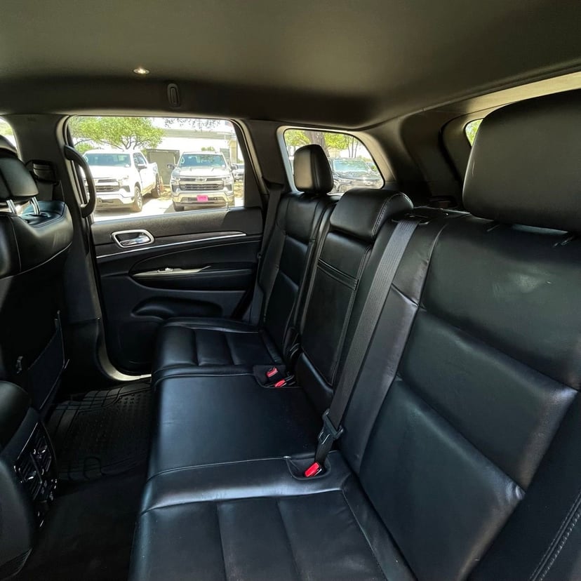 2018 Jeep Grand Cherokee - Image 24