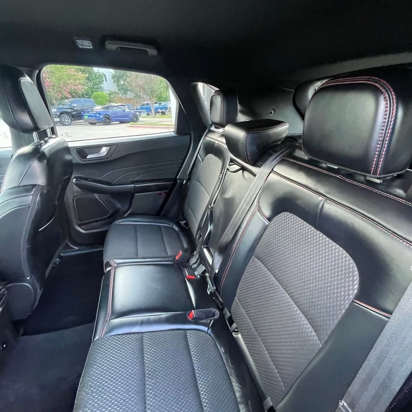 2025 Ford Escape - Image 23