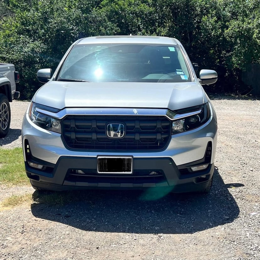2025 Honda Ridgeline - Image 2