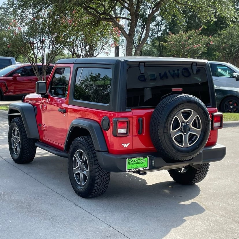 2021 Jeep Wrangler - Image 4
