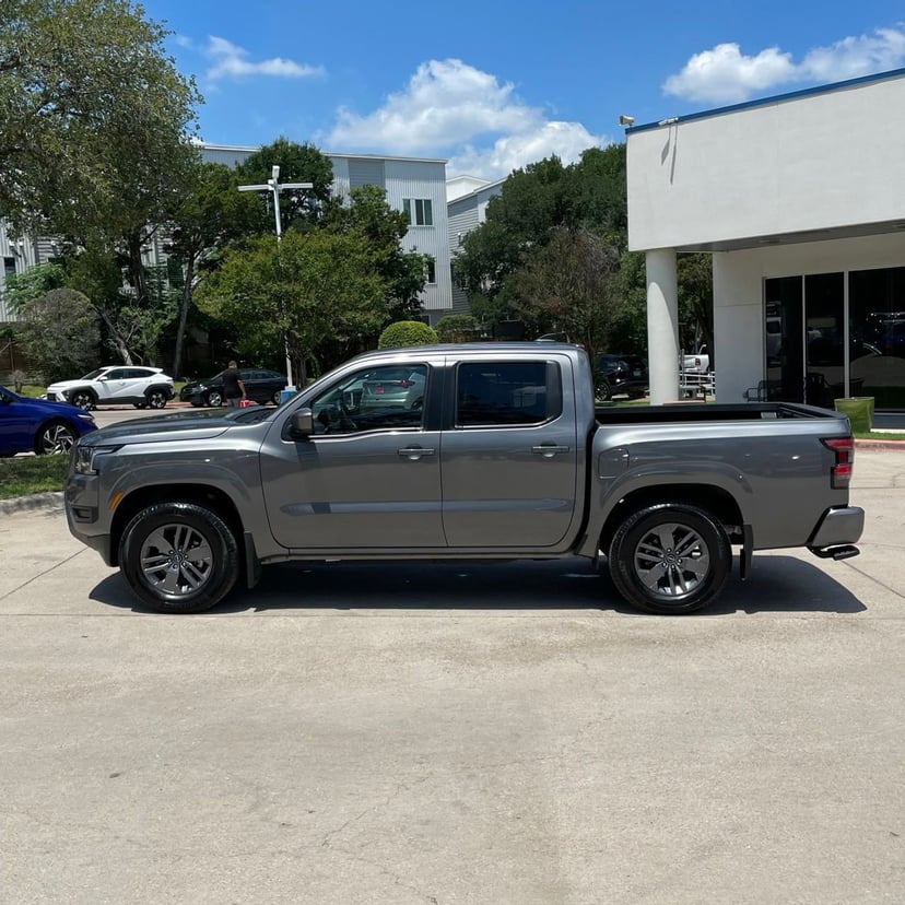 2025 Nissan Frontier
