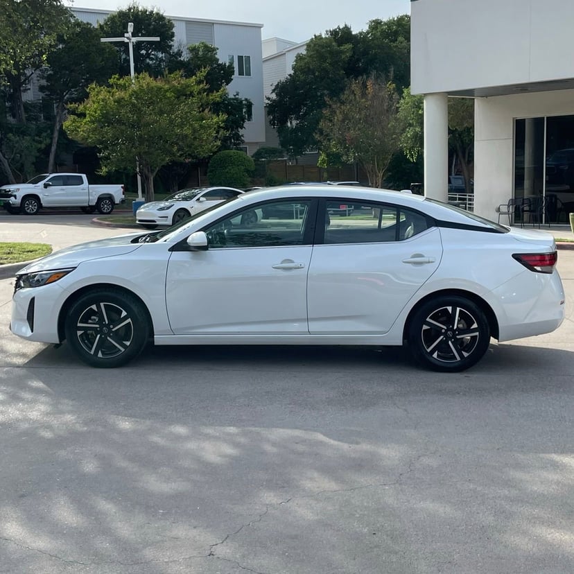 2024 Nissan Sentra - Image 3