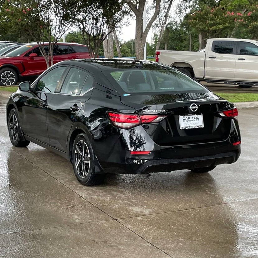 2024 Nissan Sentra - Image 3
