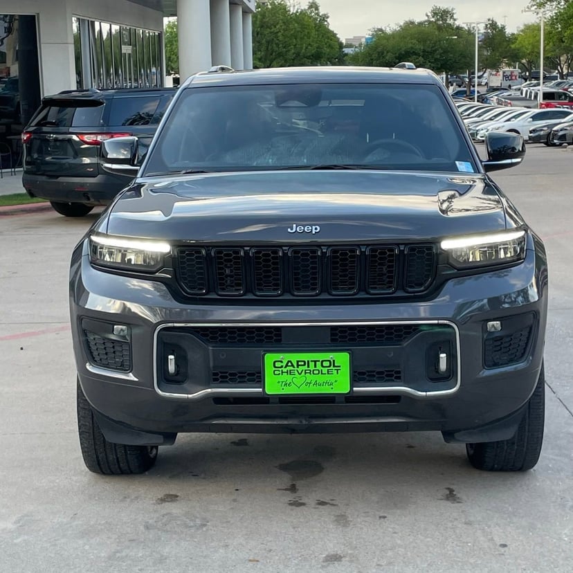 2023 Jeep Grand Cherokee - Image 7