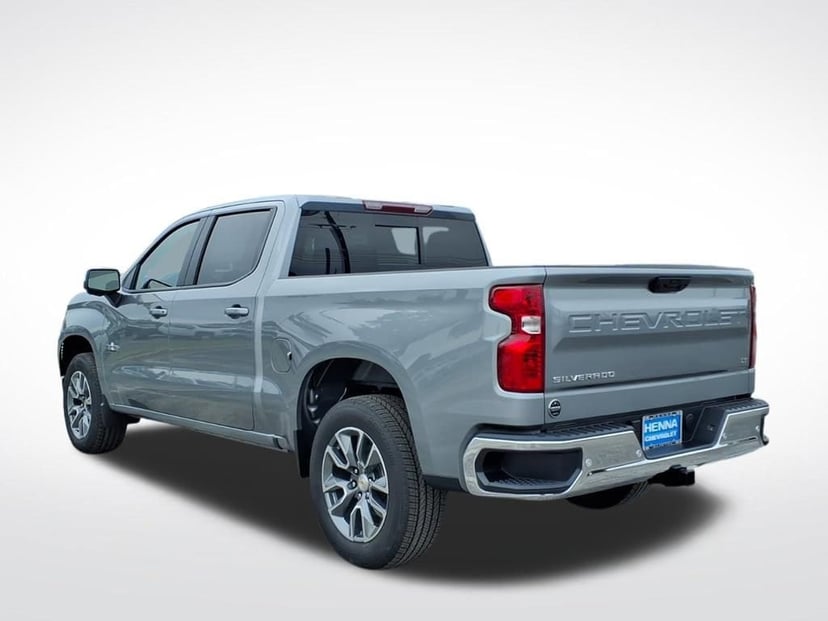 2026 Chevrolet Silverado 1500 - Image 3