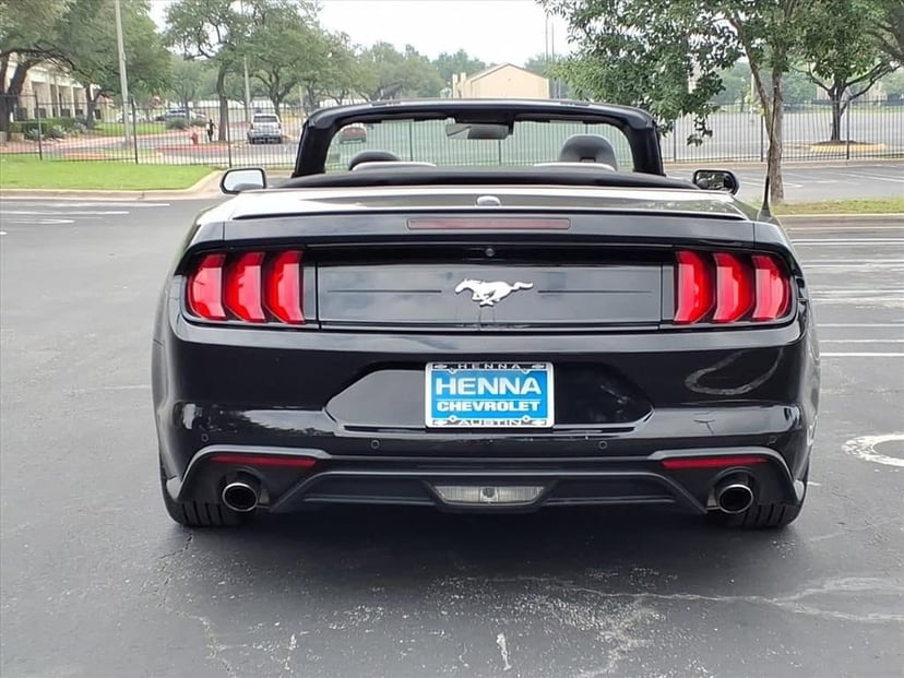 2023 Ford Mustang - Image 7