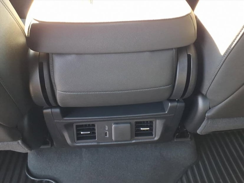 2026 Chevrolet Silverado 1500 - Image 10