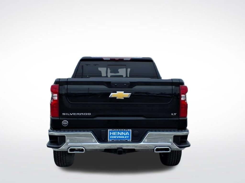 2026 Chevrolet Silverado 1500 - Image 2