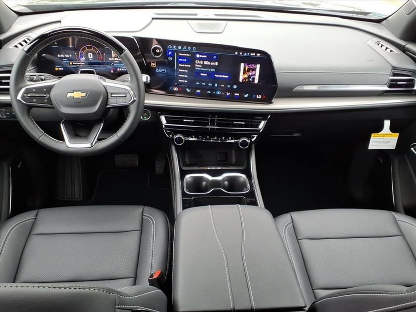 2026 Chevrolet Traverse - Image 20