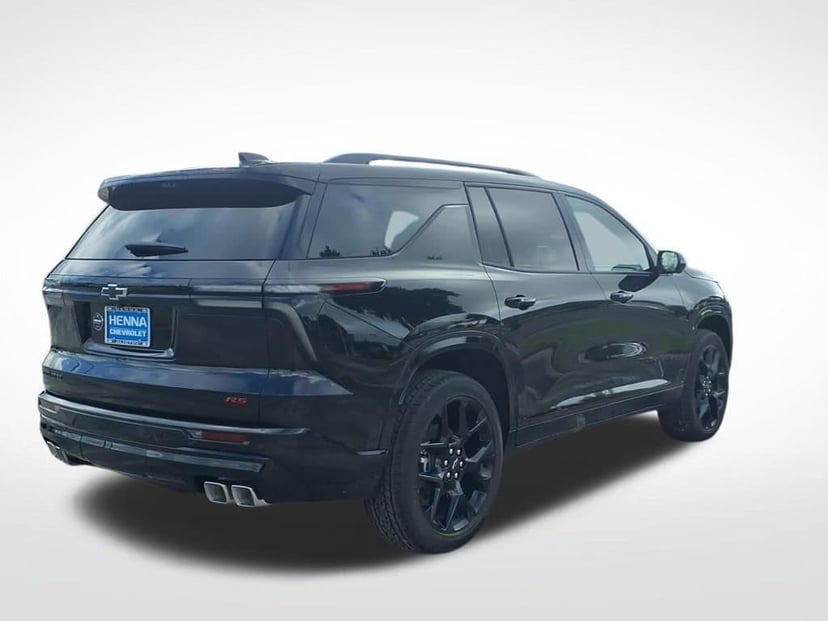 2026 Chevrolet Traverse - Image 2