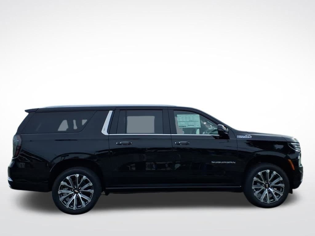 2026 Chevrolet Suburban - Image 3