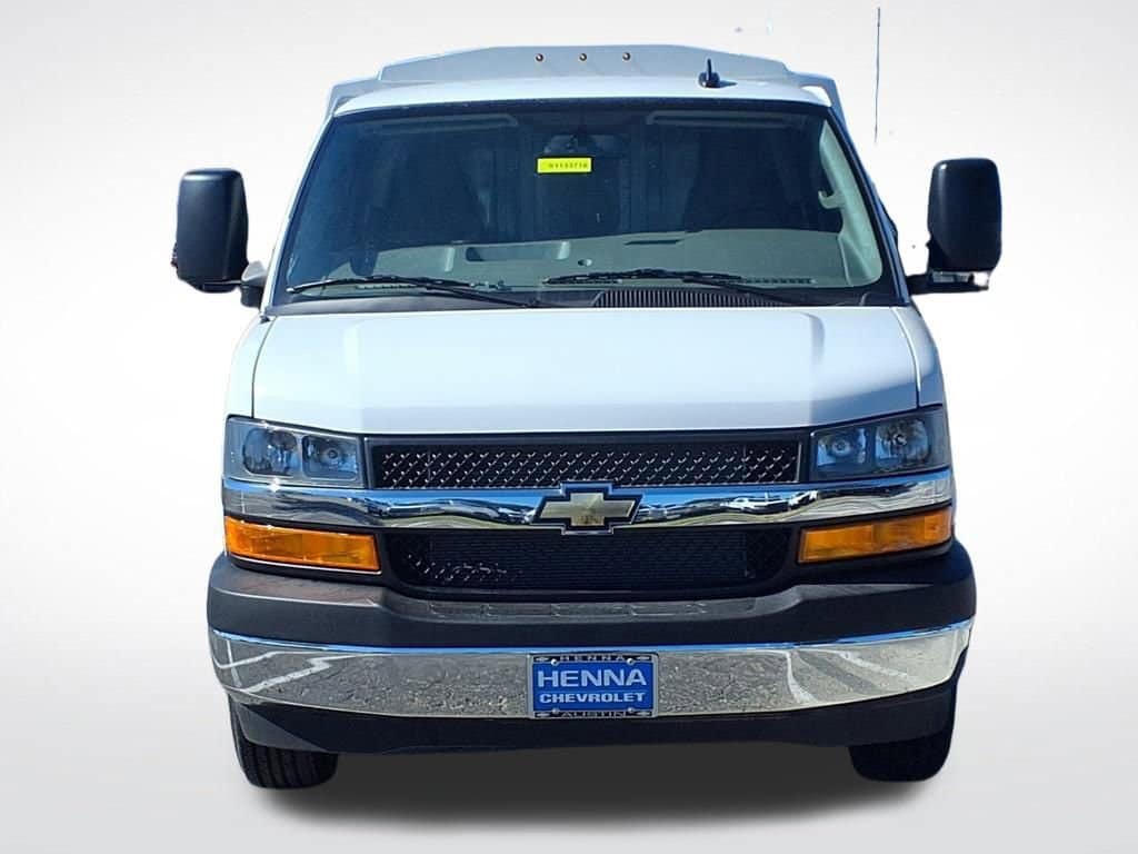 2025 Chevrolet Express Cutaway 3500