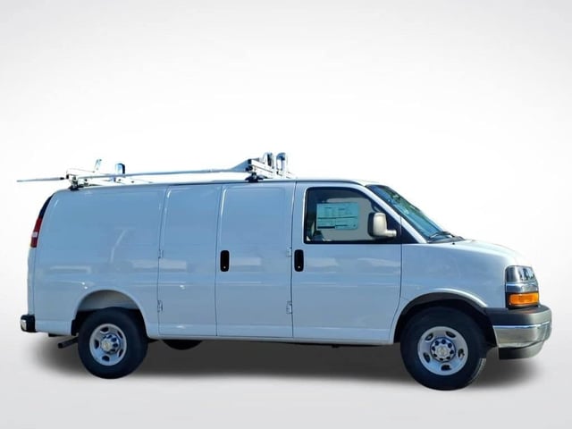 2026 Chevrolet Express Cargo