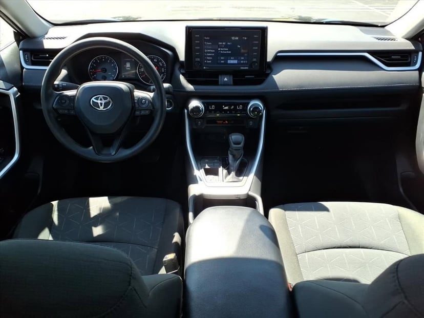 2022 Toyota RAV4 - Image 18