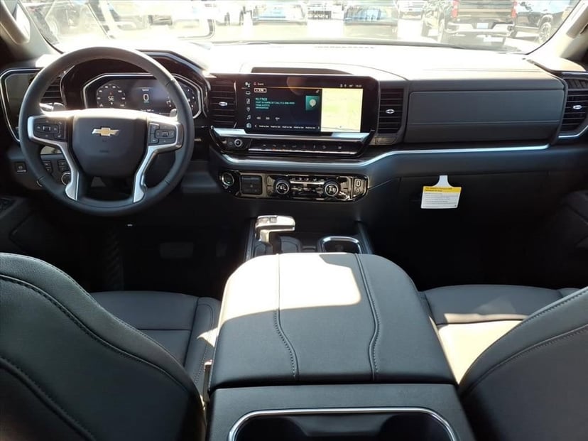 2026 Chevrolet Silverado 1500 - Image 19