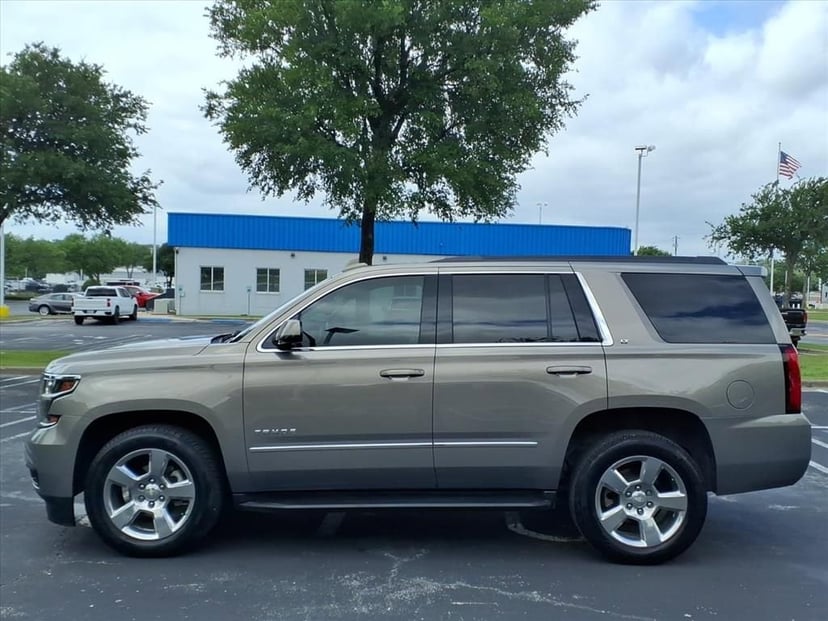 2019 Chevrolet Tahoe - Image 11