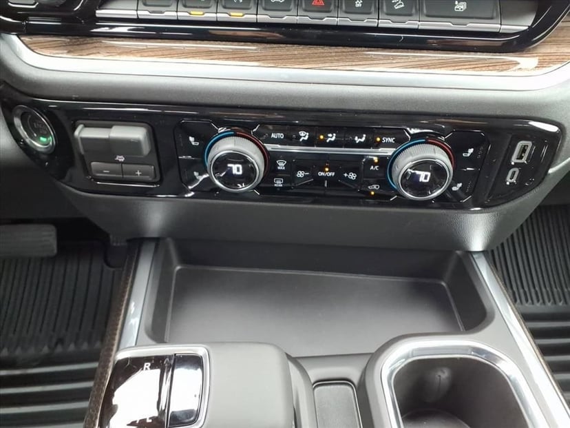 2026 Chevrolet Silverado 1500 - Image 18