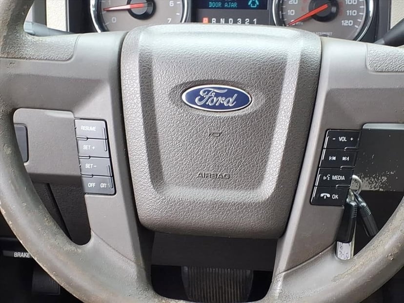 2010 Ford F-150 - Image 27
