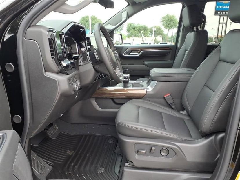 2026 Chevrolet Silverado 1500 - Image 14