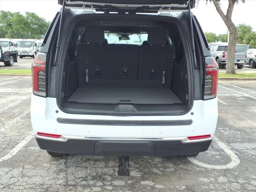 2026 Chevrolet Suburban - Image 11