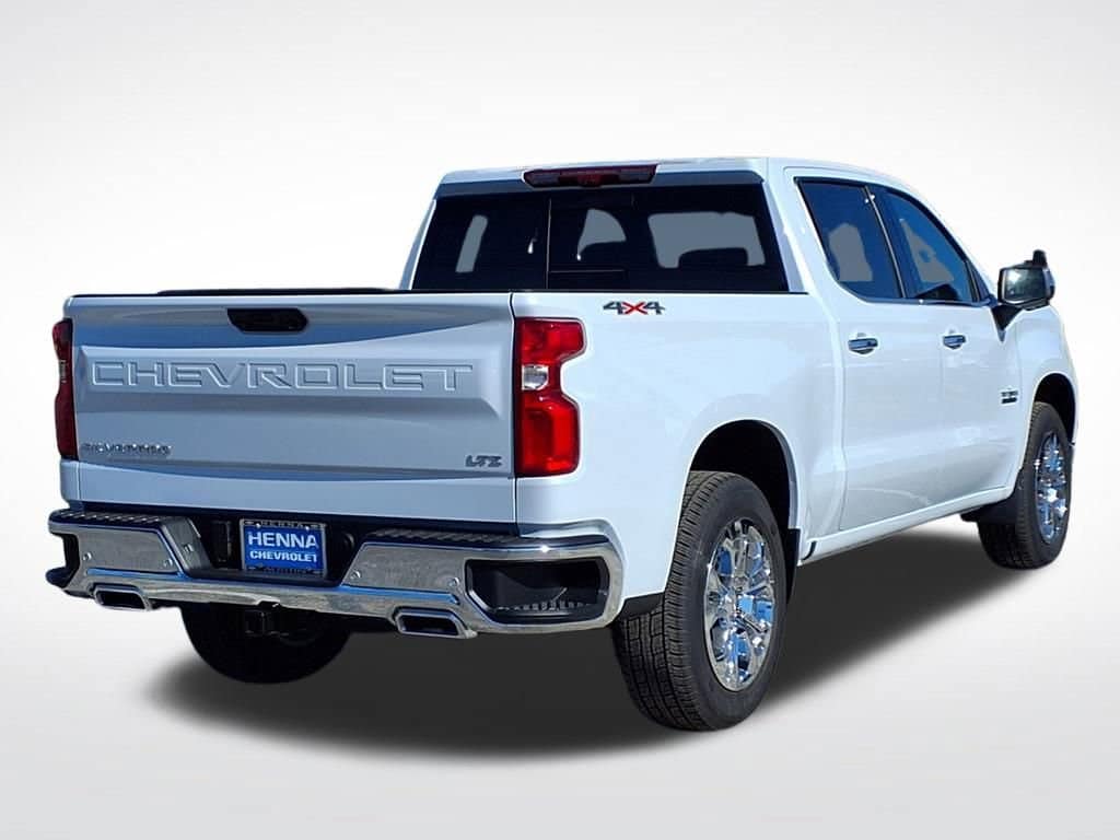 2026 Chevrolet Silverado 1500 - Image 2