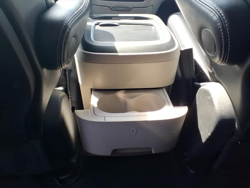 2024 Chrysler Pacifica - Image 23