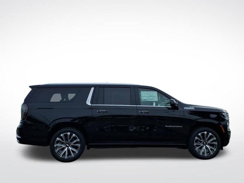2026 Chevrolet Suburban - Image 10